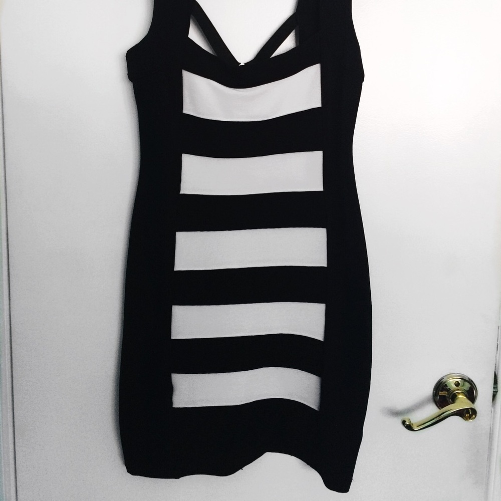 G by Guess Bandage dress